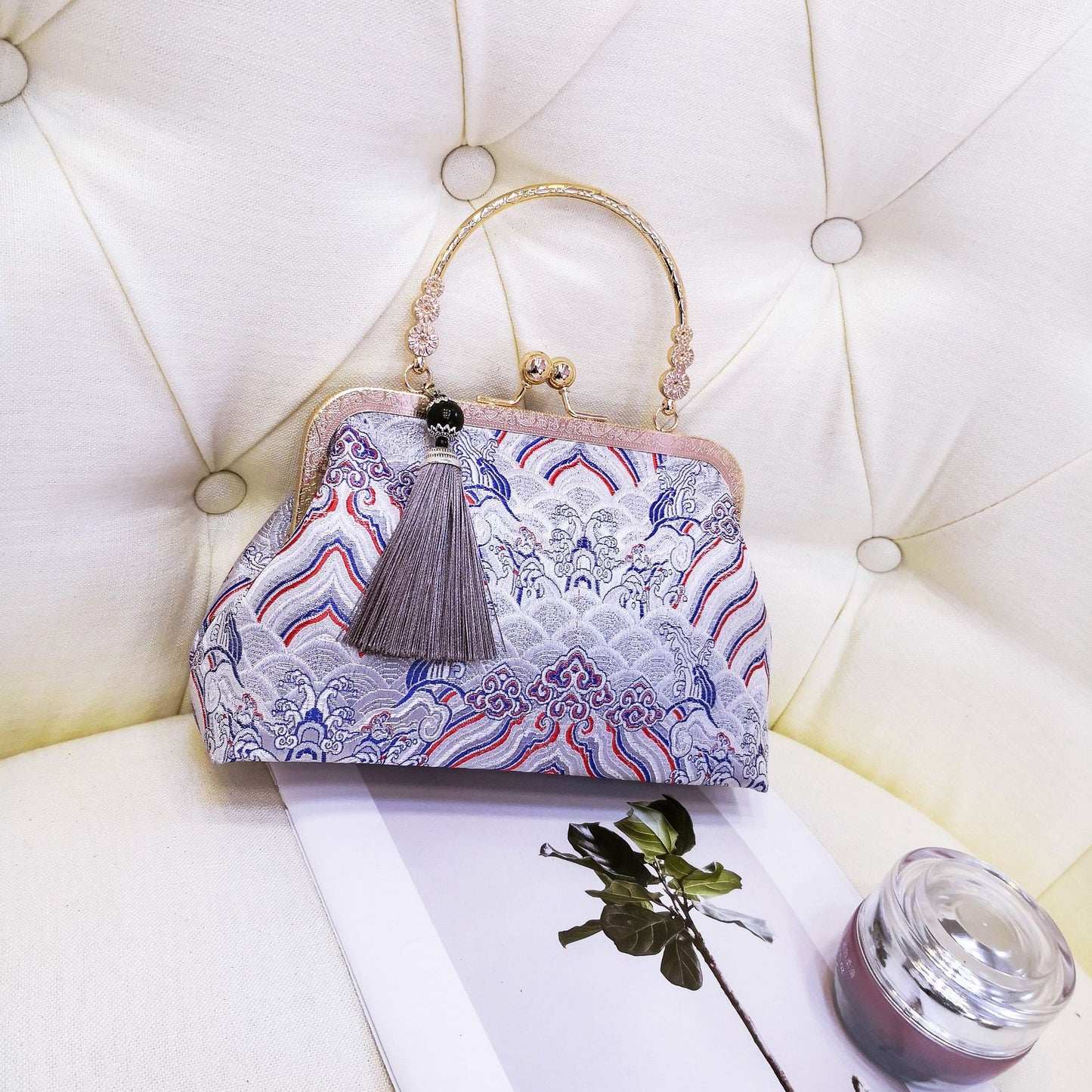 Elegant Retro Handbag Antique Small Bag Handbag LuxuryLifeWay Online Store