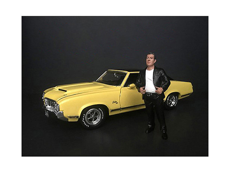 "Hanging Out II" Manuel Figurine for 1/18 Scale Models by American Diorama LuxuryLifeWay Online Store