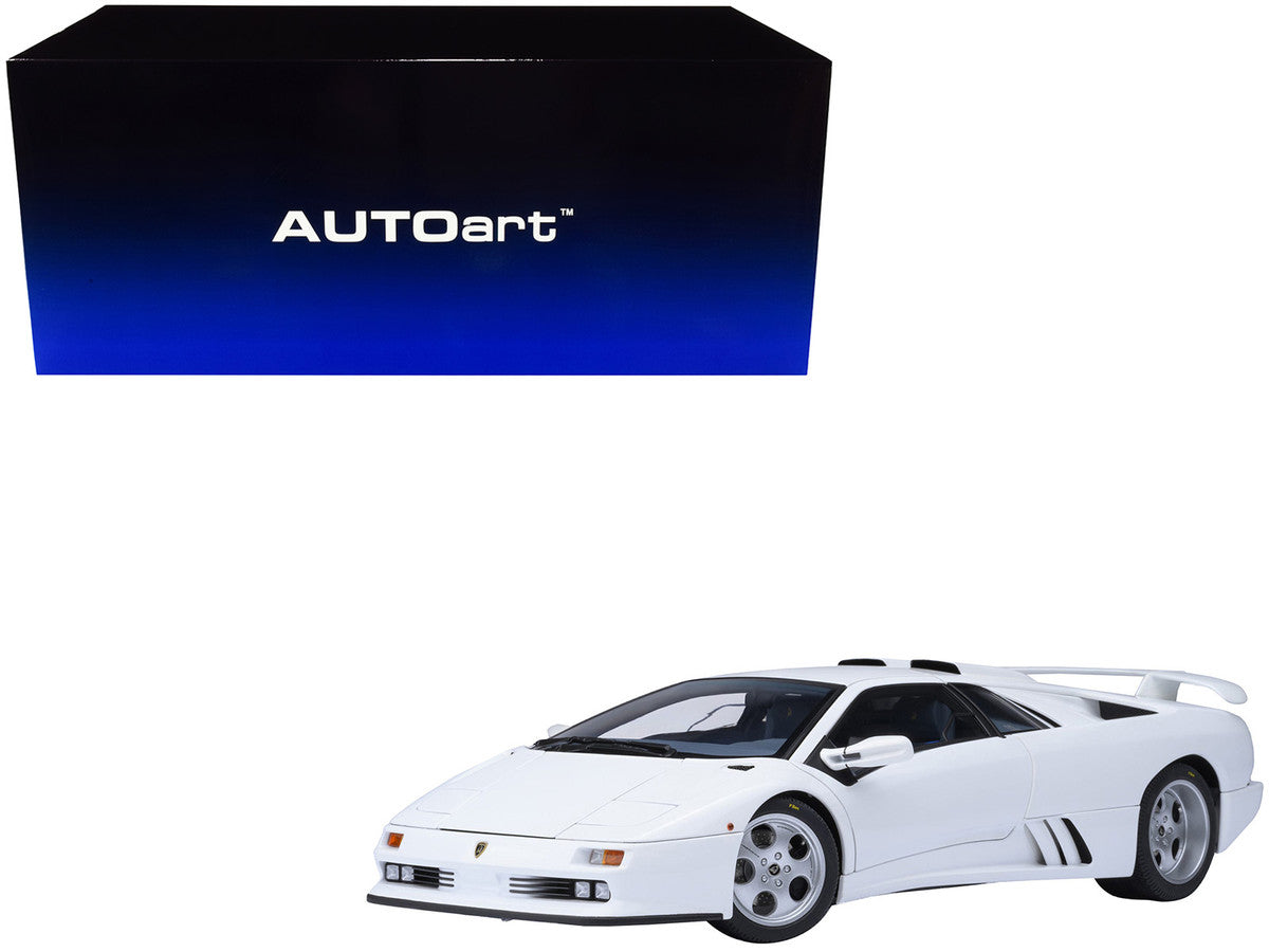Lamborghini Diablo SE30 Jota Impact White 1/18 Model Car by Autoart LuxuryLifeWay Online Store