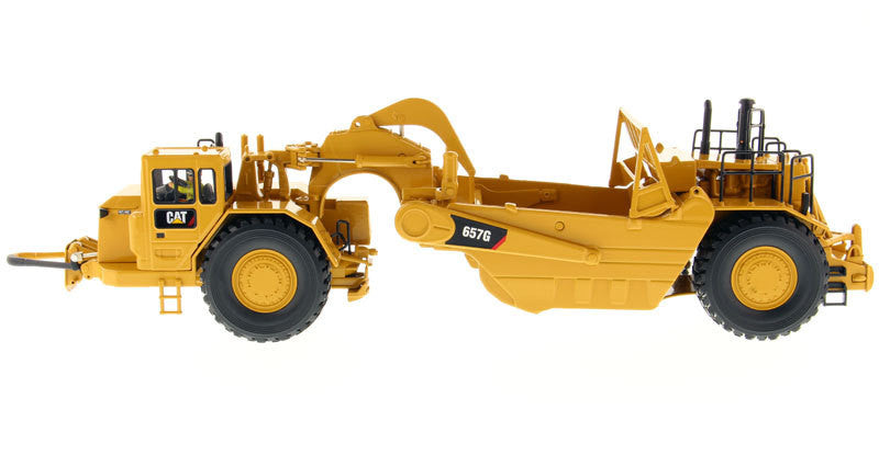 CAT Caterpillar 657 G Wheel Tractor Scraper with Operator "Core Classics Series" 1/50 Diecast Model by Diecast Masters LuxuryLifeWay Online Store