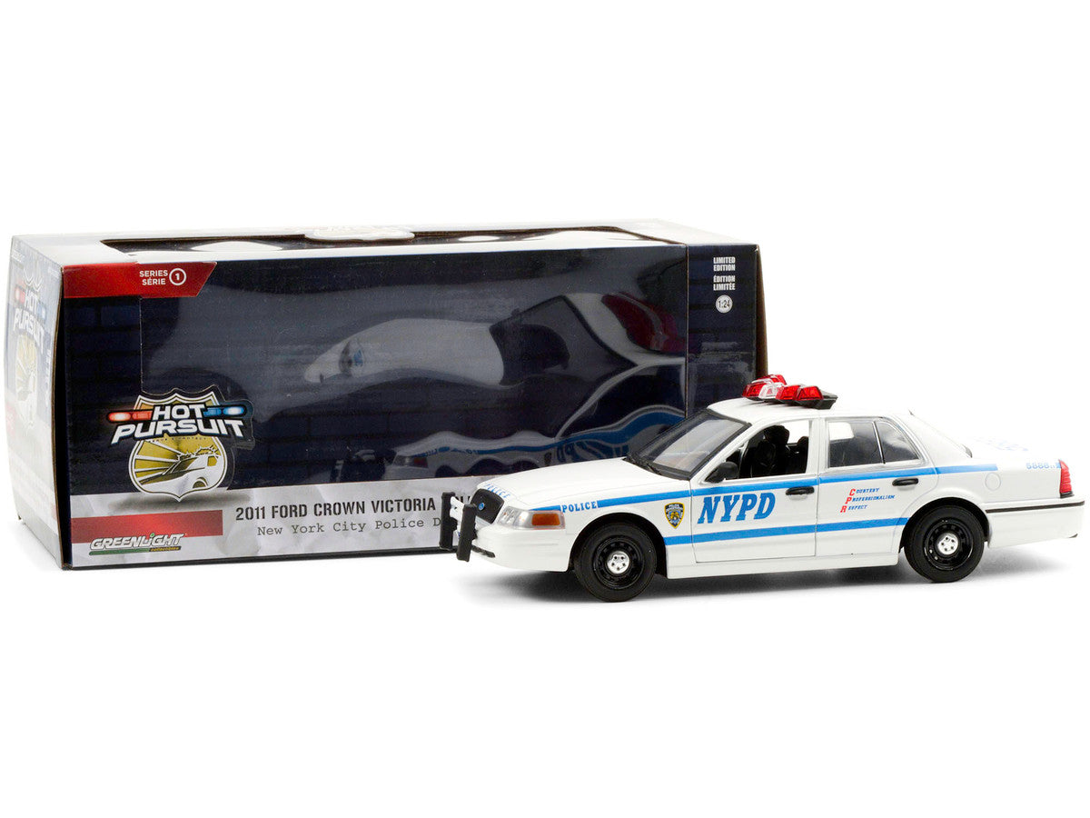 2011 Ford Crown Victoria Police Interceptor "New York City Police Department" (NYPD) White "Hot Pursuit" Series 1/24 Diecast Model Car by Greenlight LuxuryLifeWay Online Store