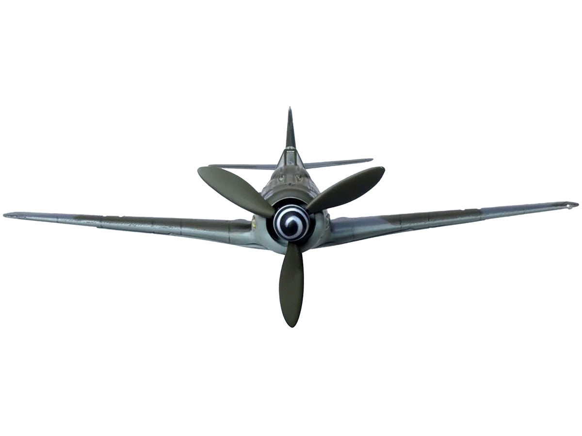 Focke-Wulf Fw190D-9 Fighter Aircraft "600150 JG-4 Frankfurt Rhine-Main Airfield" (1945) German Luftwaffe "Oxford Aviation" 1/72 Diecast Model Airplane by Oxford Diecast LuxuryLifeWay Online Store