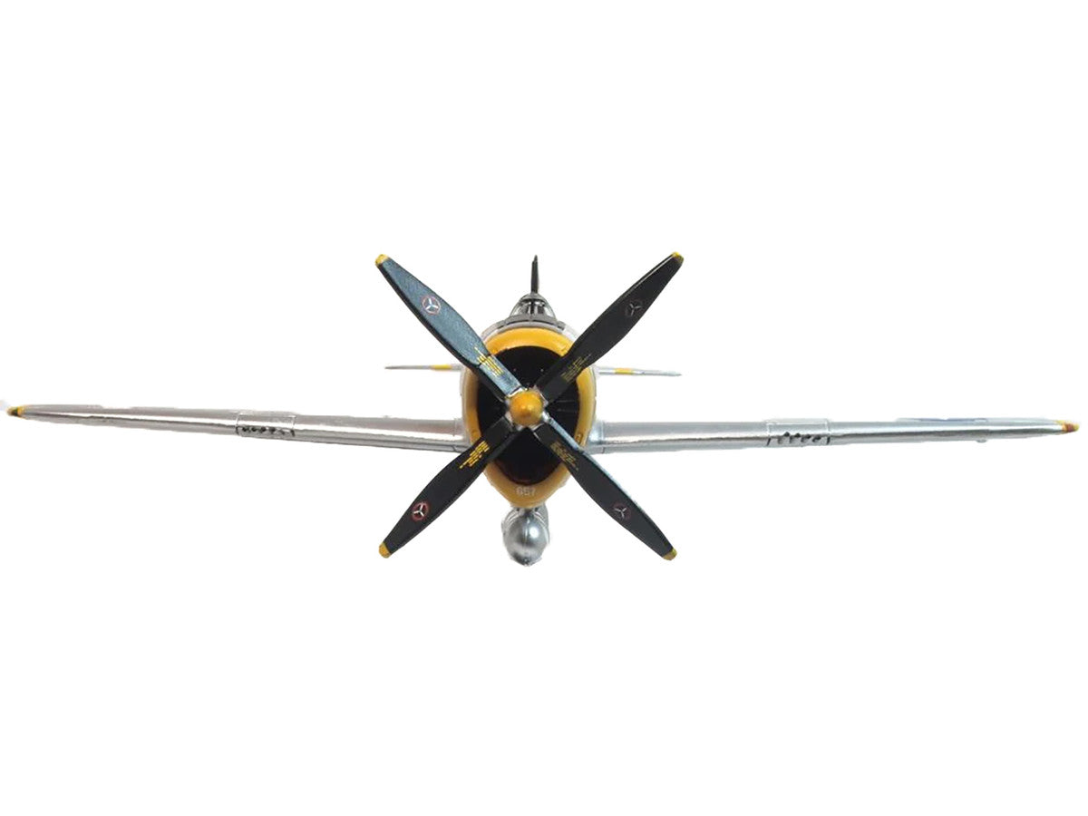 Republic P-47D Thunderbolt Fighter Plane USAAF "Captain Daniel Boone 333rd Fighter Squadron 318th Fighter Group" "Oxford Aviation" Series 1/72 Diecast Model Airplane by Oxford Diecast LuxuryLifeWay Online Store