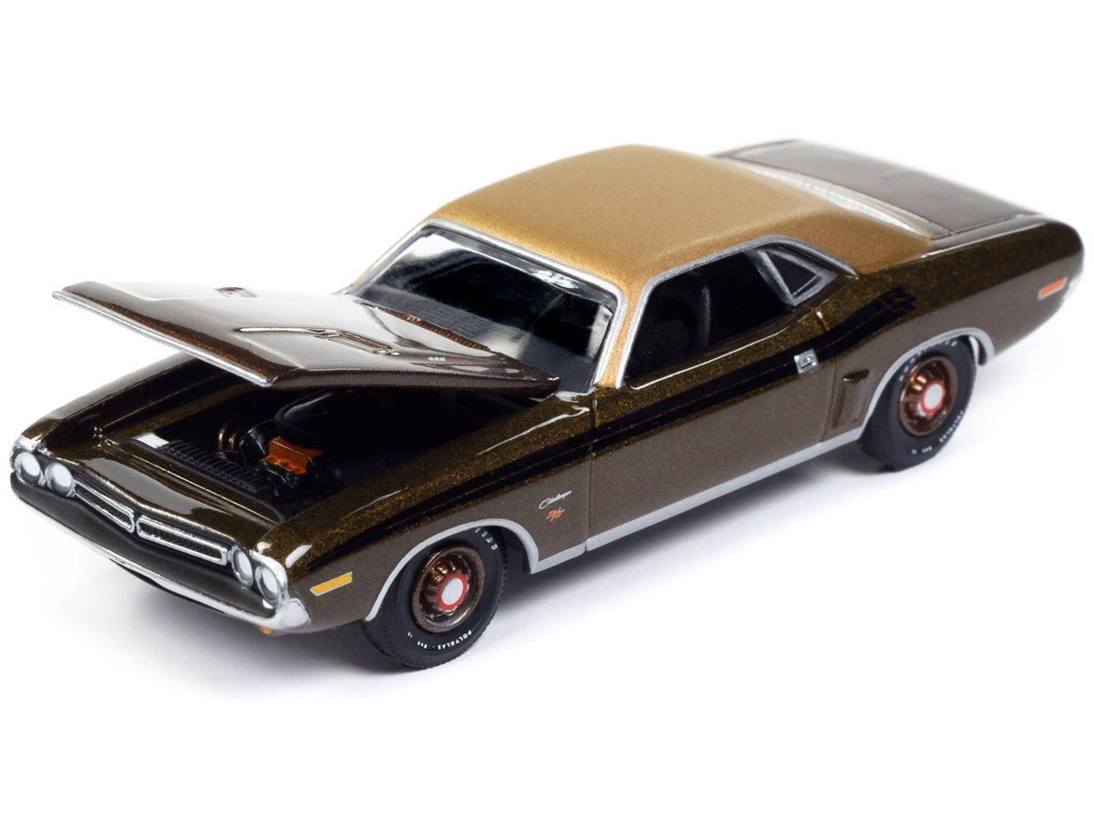 1971 Dodge Challenger R/T Dark Gold Metallic with Gold Vinyl Roof "Mecum Auctions" Limited Edition to 2496 pieces Worldwide "Premium" Series 1/64 Diecast Model Car by Auto World LuxuryLifeWay Online Store