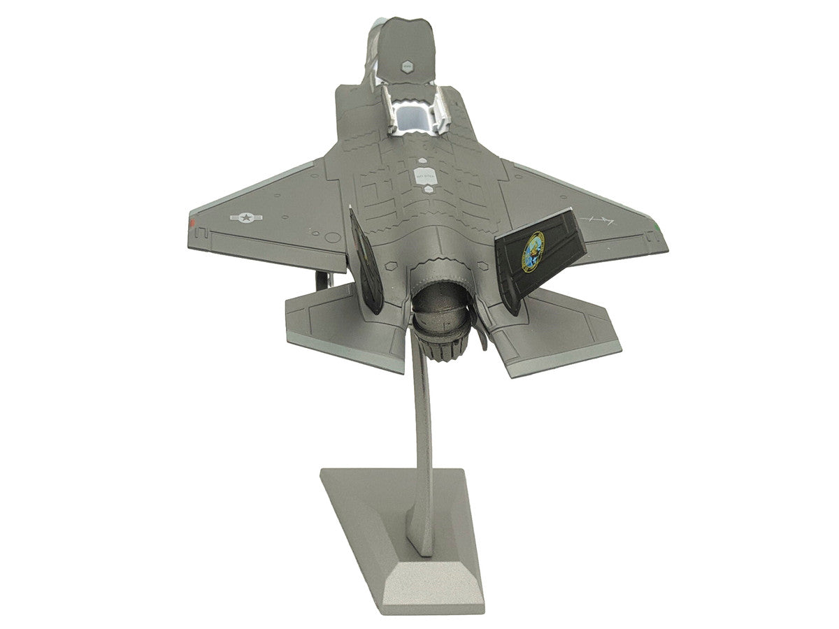 Lockheed Martin F-35B (STOVL) Lightning II Aircraft "BF-01 Prototype Air Test an Evaluation Squadron 23 (VX-23) Salty Dogs" (2009) United States Navy 1/72 Diecast Model Airplane LuxuryLifeWay Online Store
