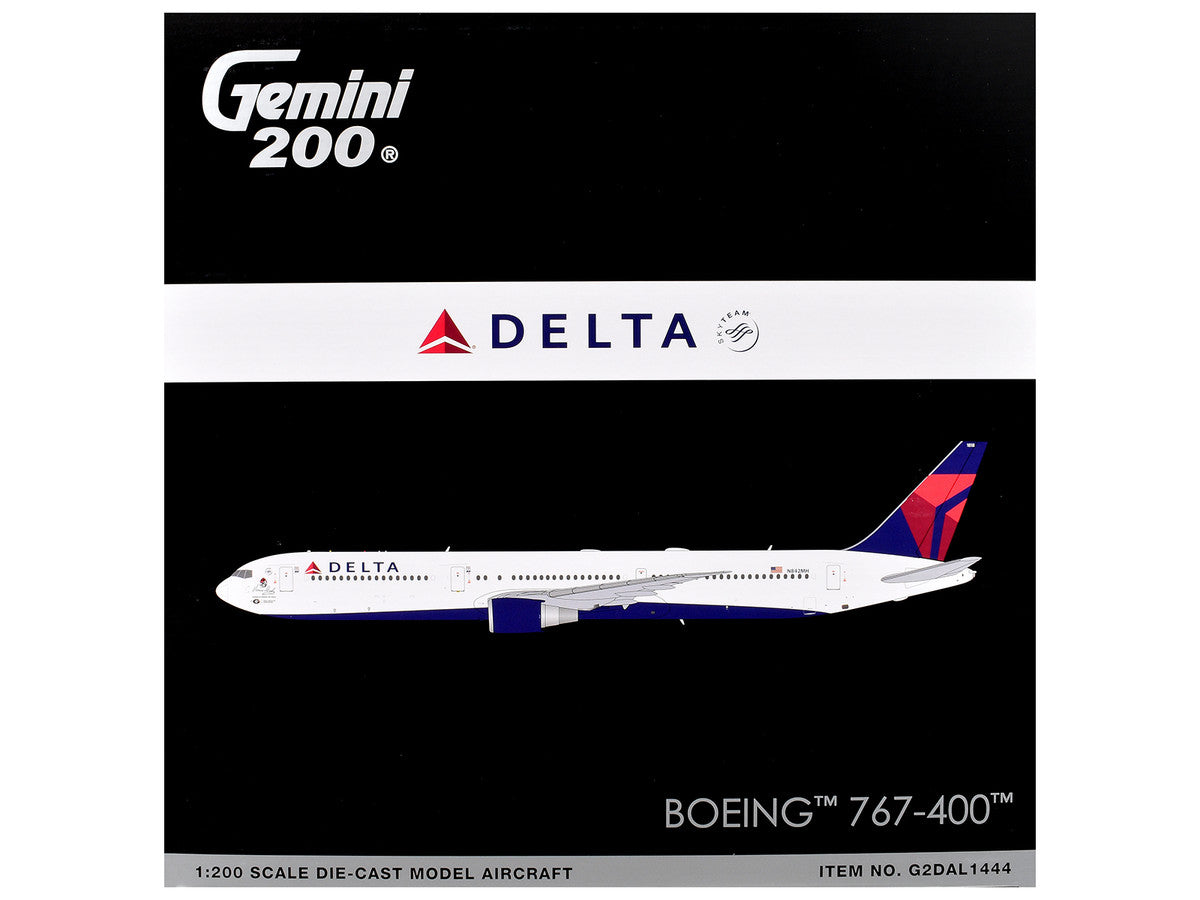 Boeing 767-400ER Commercial Aircraft "Delta Air Lines" (N482MH) White with Blue and Red Tail "Gemini 200" 1/200 Diecast Model Airplane by GeminiJets LuxuryLifeWay Online Store