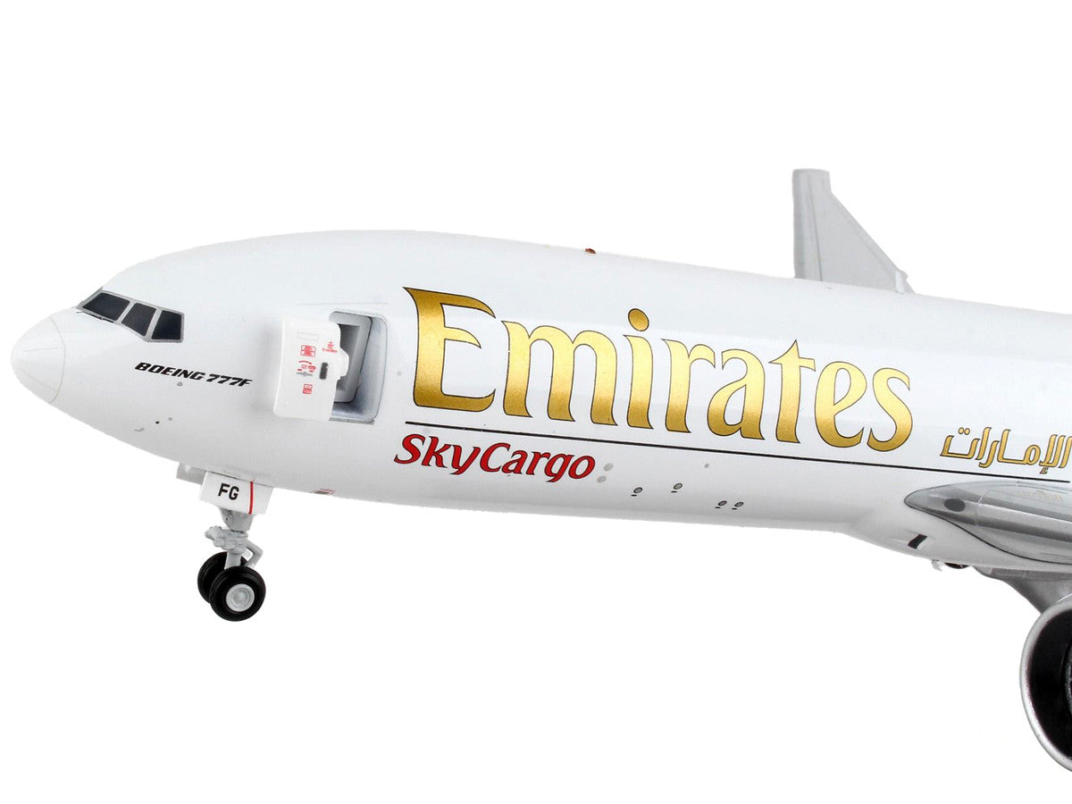 Boeing 777F Commercial Aircraft "Emirates Airlines - SkyCargo" White with Striped Tail "Gemini 200 - Interactive" Series 1/200 Diecast Model Airplane by GeminiJets LuxuryLifeWay Online Store
