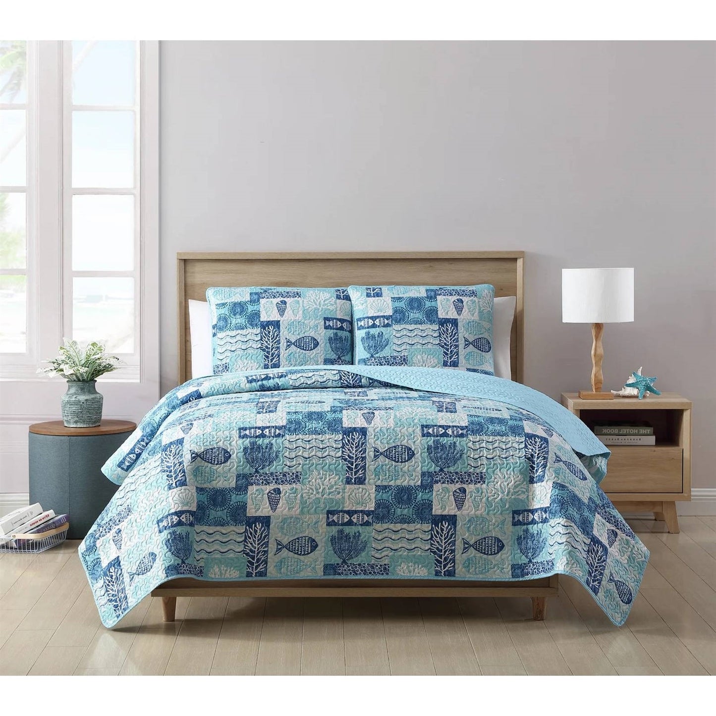 Full/Queen Aqua Blue Cream Beach Sea Shells Coral Fish Coastal 3-Piece Quilt Set LuxuryLifeWay Online Store