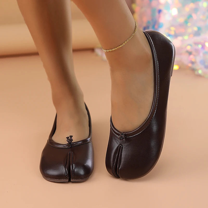 2025 Women's Leather Toe Separator Loafers Flat Comfortable Slip-On Breathable Casual Shoes Pi-Mart