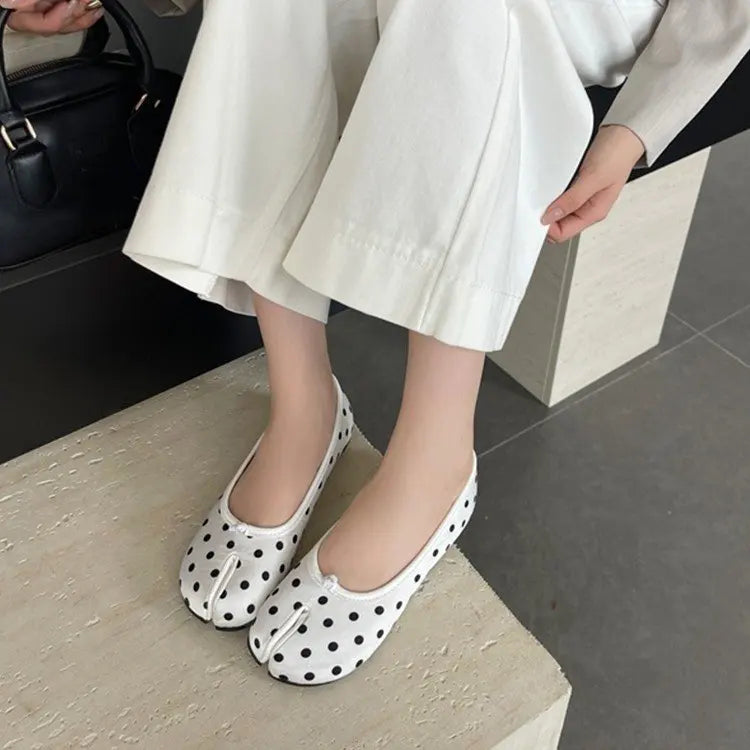 2026 New Women's Polka Dot Split-Toe Flats, Soft Slip-On Ballet Shoes, Comfortable Fashion Casual Flat Shoes for Ladies LadyShow.Store
