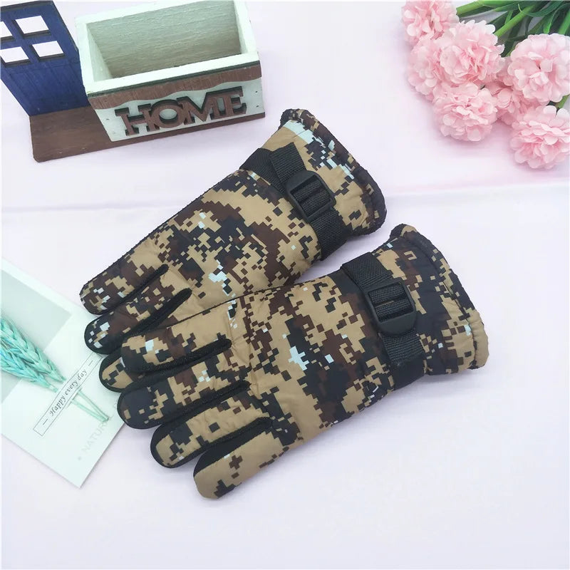 Kids Winter Gloves for Boys Girls 8-12 Years Old Fleece Lined Warm Thick Camouflage Ski Cycling Design Mittens Accessories Pi-Mart