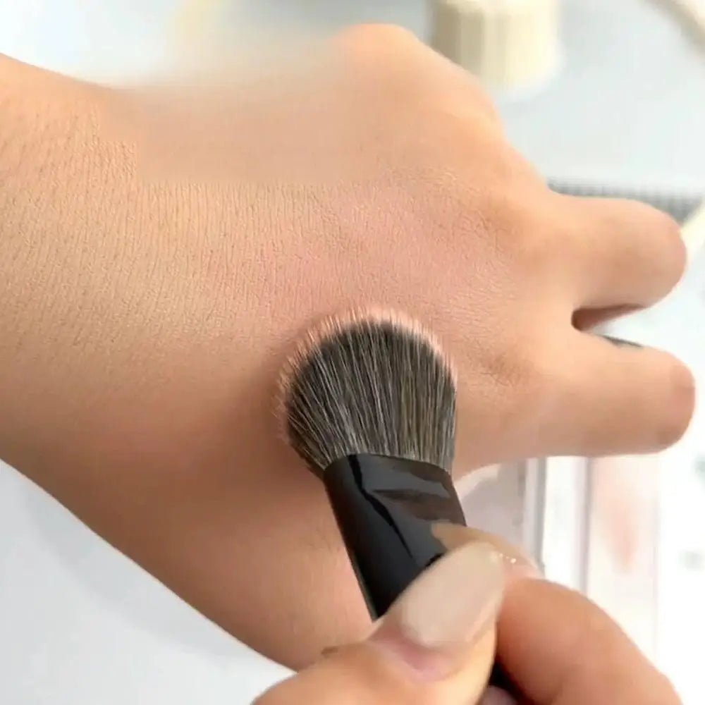Powder Blusher Brush On Slope Surface Soft And Skin-friendly Fiber Hair Fashion Design Single Face Brush Makeup Tools Pi-Mart