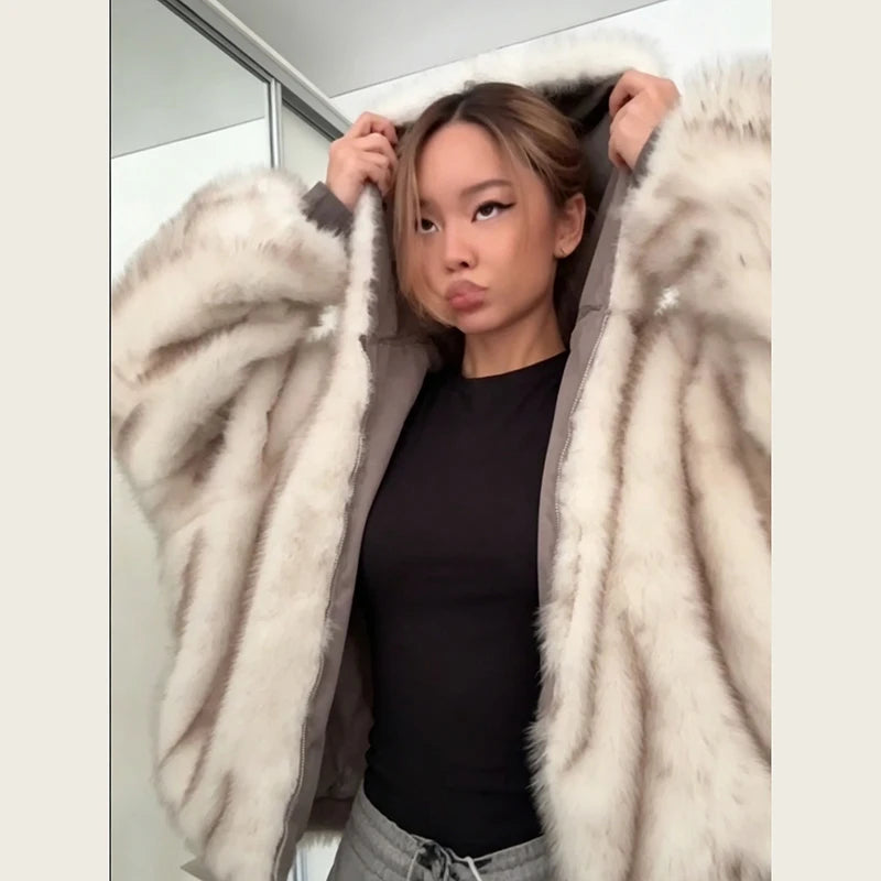 Women's Reversible Faux Fur Jacket Warm Fur Trim Hooded Oversized Puffer Coat Batwing Sleeves Zipper Loose Winter Lady Outerwear Pi-Mart