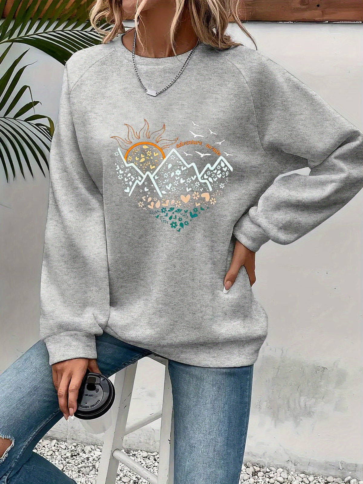 Casual Heart Print Crew Neck Pullover Sweatshirt - Soft Slightly Stretch Polyester Fabric, Machine Washable, Perfect For Spring And Fall - Women's Long Sleeve Casual Wear NorixaFashion.com