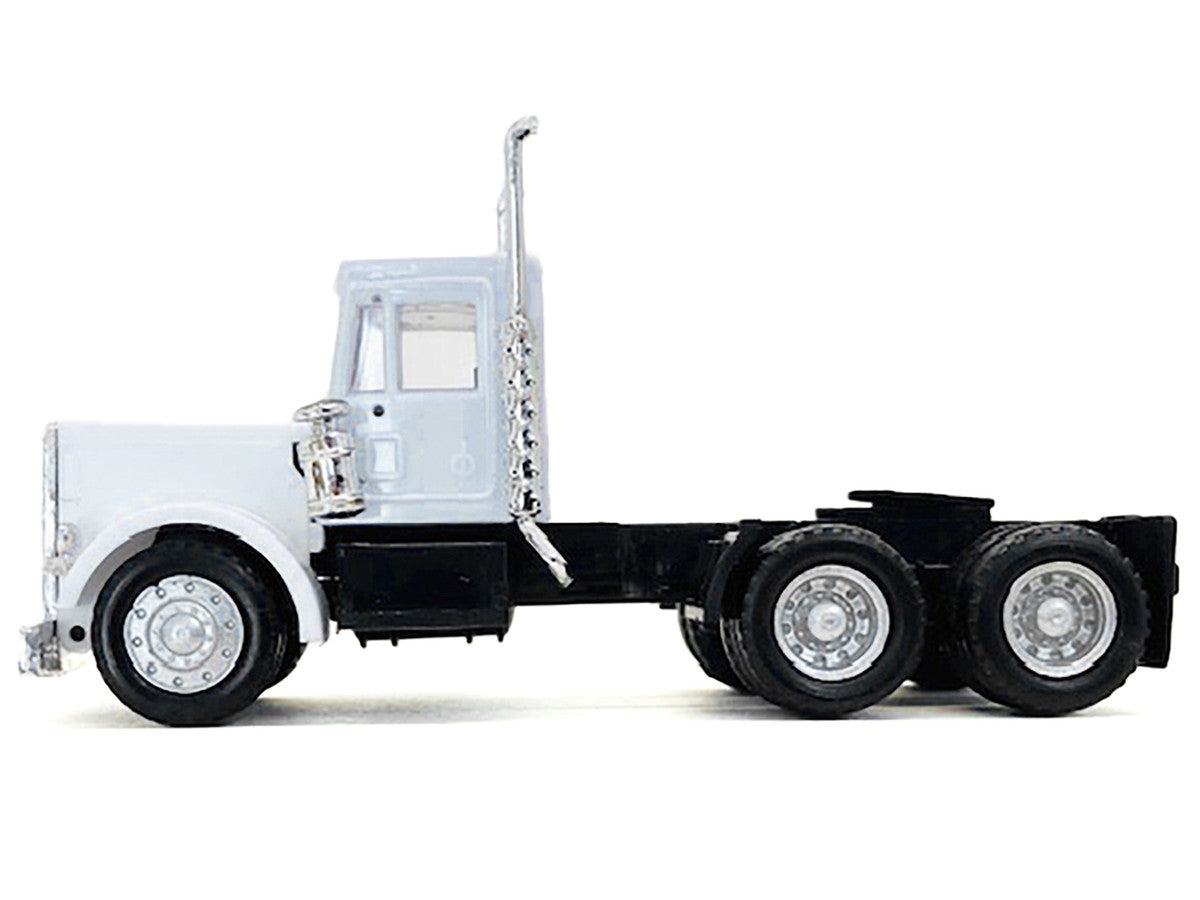 Peterbilt Short Day Cab White 1/87 (HO) Plastic Model Car by Promotex LuxuryLifeWay Online Store