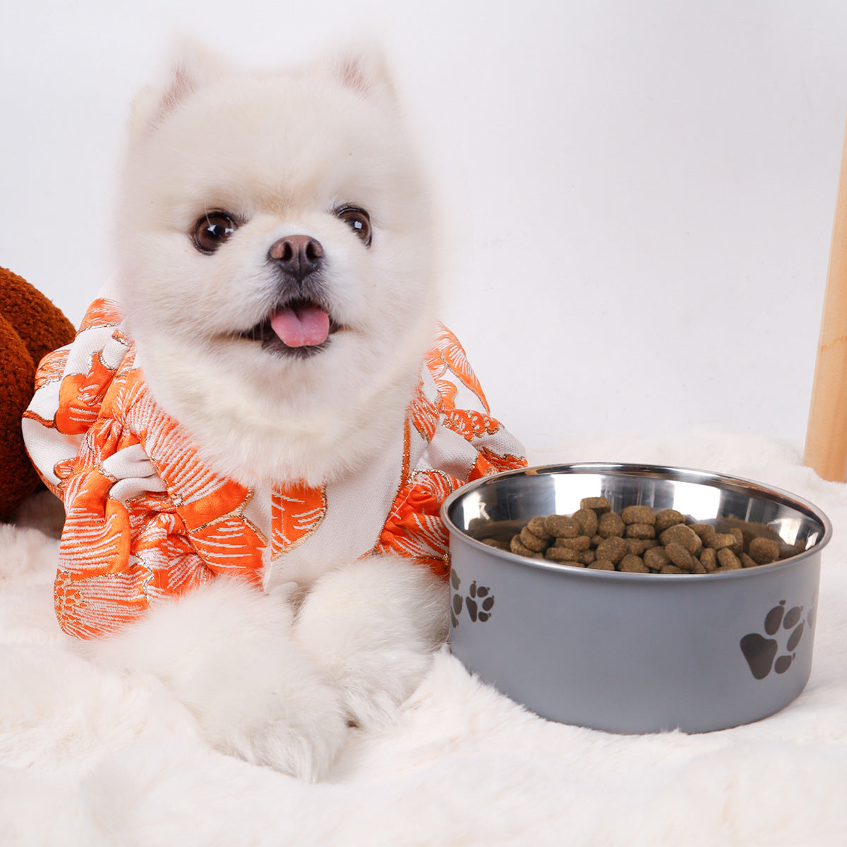 Stainless Steel Dog Bowl Large Capacity Anti-tumble Cat Bowl Pets Fashion