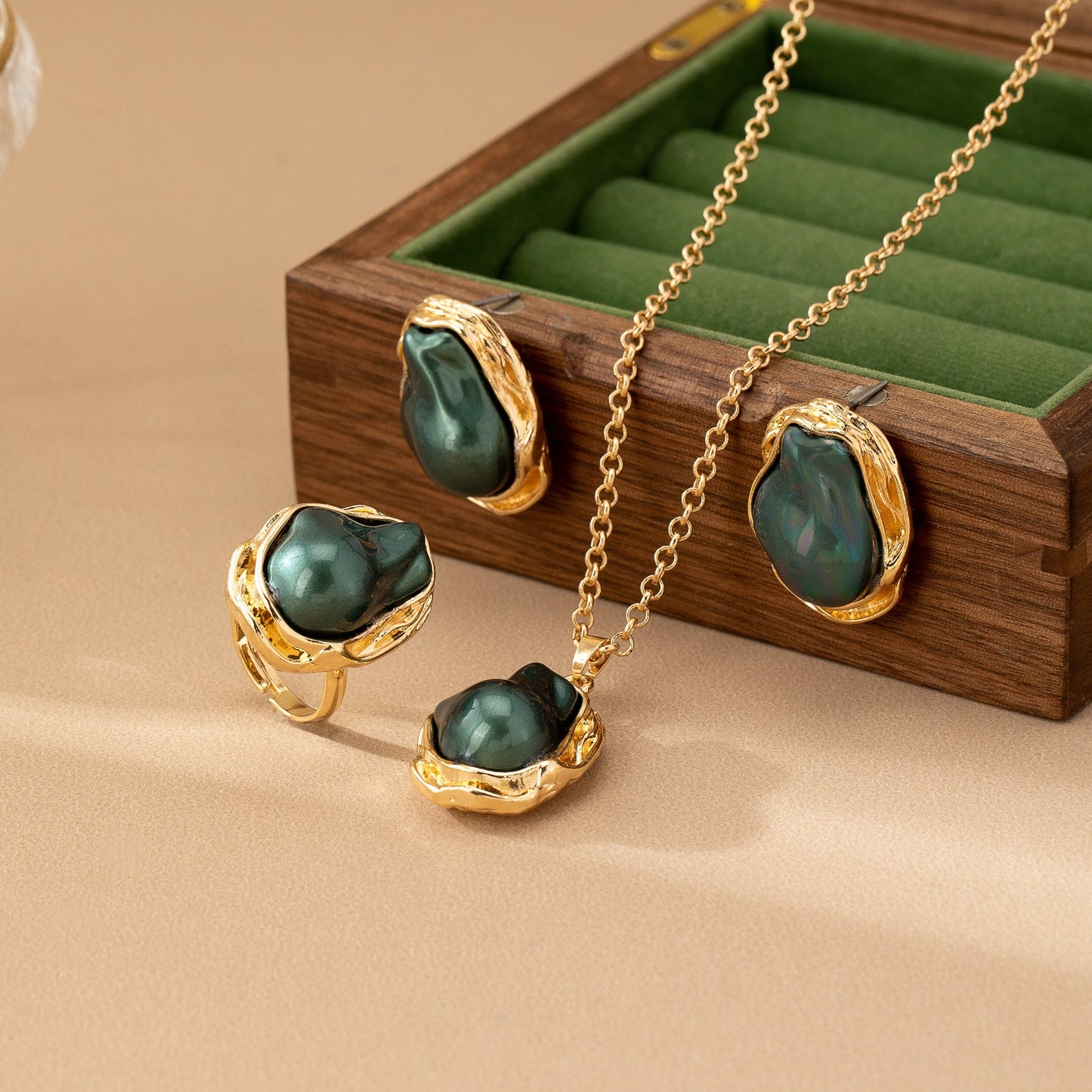 Retro Green Irregular Inlaid Imitation Pearl Necklace Ear Stud And Ring LadyShow.Store