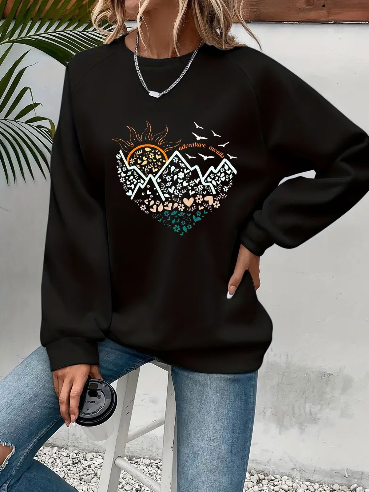 Casual Heart Print Crew Neck Pullover Sweatshirt - Soft Slightly Stretch Polyester Fabric, Machine Washable, Perfect For Spring And Fall - Women's Long Sleeve Casual Wear NorixaFashion.com