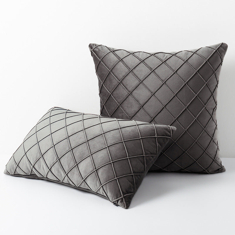 Diamond plaid velvet pillowcase