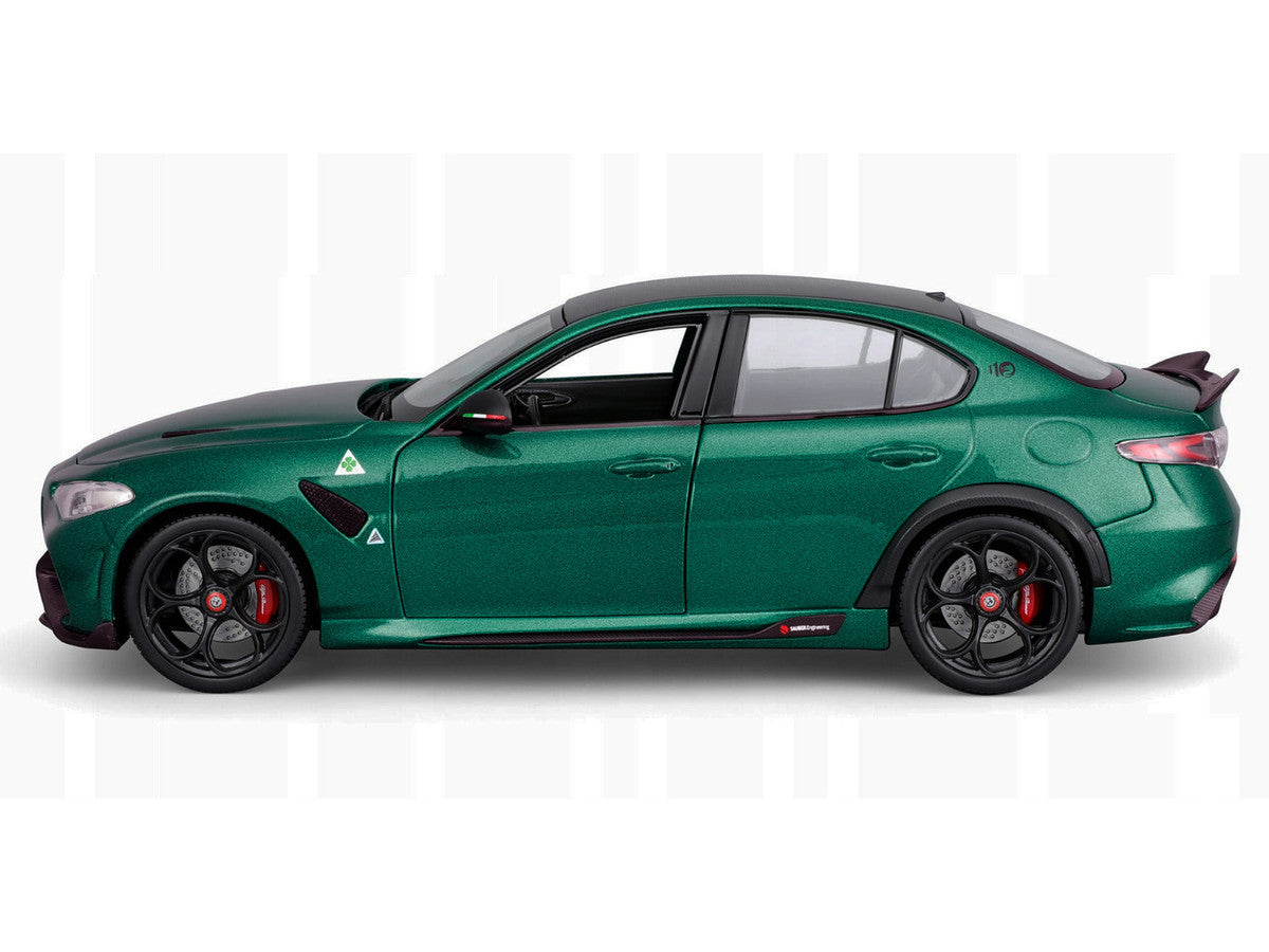 Alfa Romeo Giulia GTA Green Metallic with Carbon Top 1/18 Diecast Model Car by Bburago LuxuryLifeWay Online Store