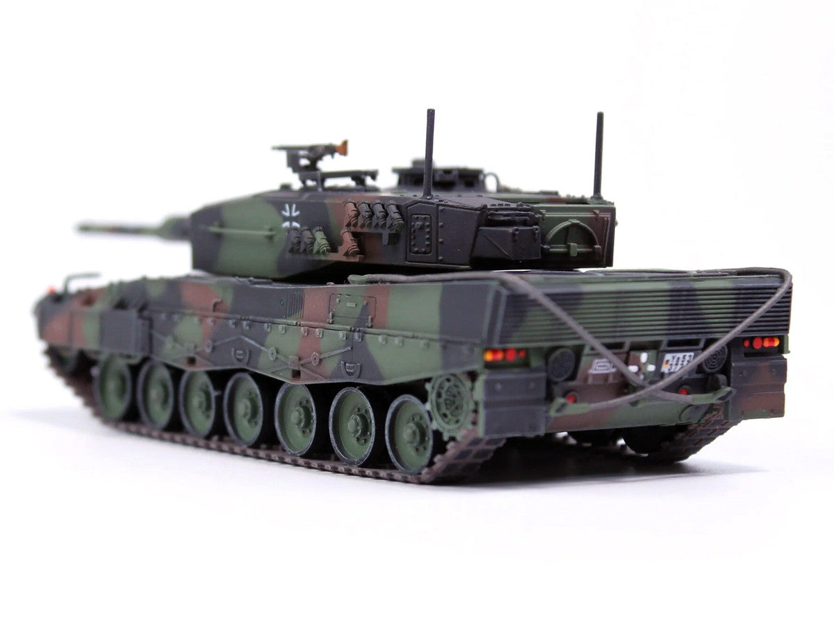 Leopard 2A4 Main Battle Tank "Bundeswehr 361st Panzer Battalion Certain Challenge West Germany" (1988) West German Army "Armor Premium" Series 1/72 Diecast Model by Panzerkampf LuxuryLifeWay Online Store