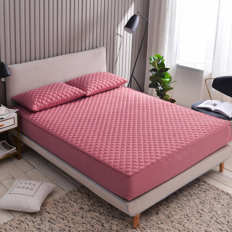 Non-slip fixed mattress protector