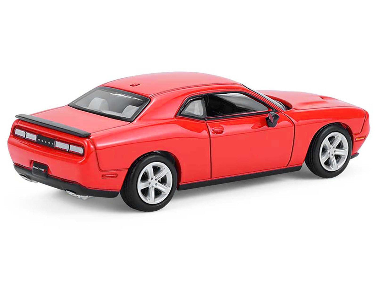 2016 Dodge Challenger RT Torred "GreenLight Muscle" Series 30 1/64 Diecast Model Car by Greenlight LuxuryLifeWay Online Store