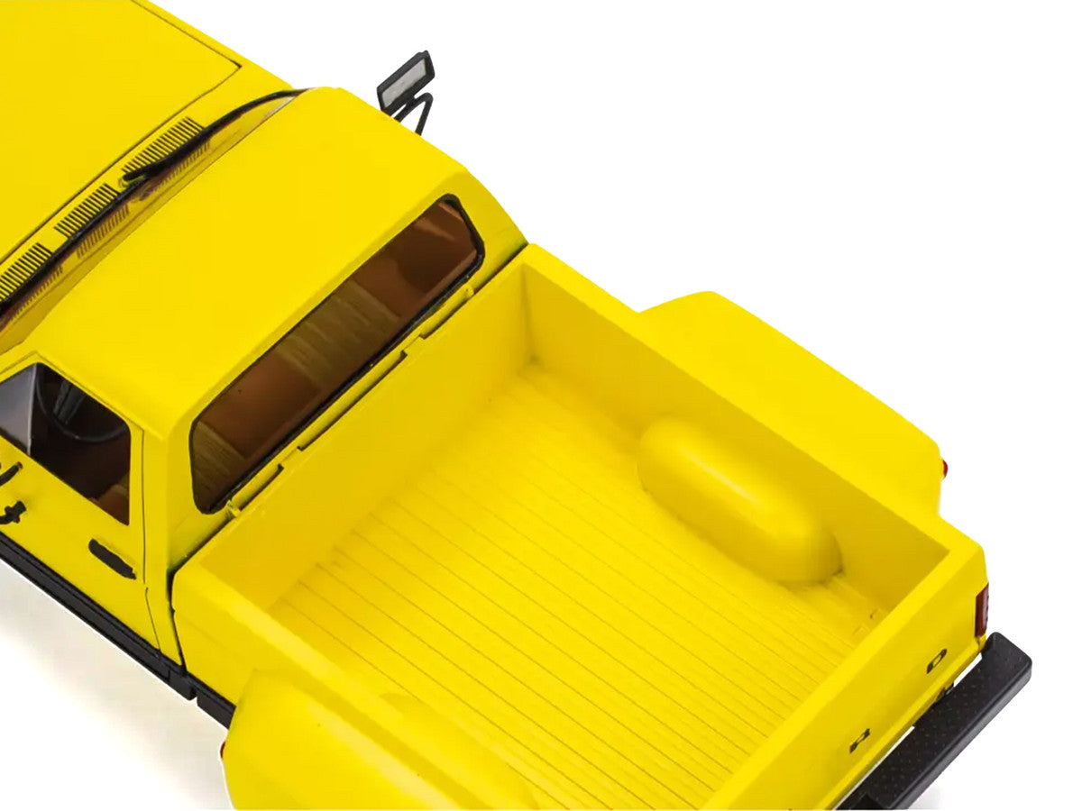 Level 3 Model Kit 1980 Ford F-150 Dually Pickup Truck 1/25 Scale Model by Revell