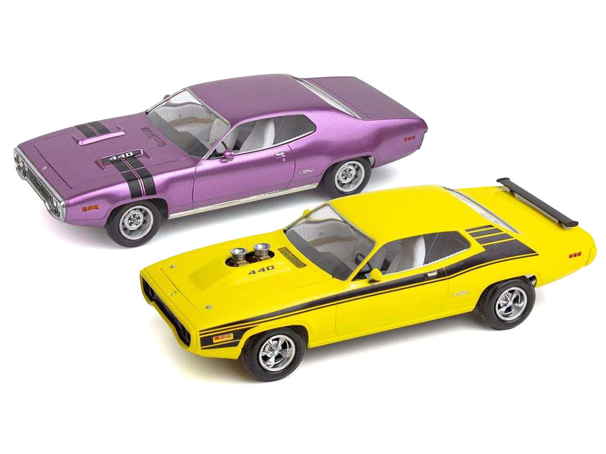 Level 4 Model Kit 1971 Plymouth GTX Street Machine 2-in-1 Kit 1/24 Scale Model by Revell LuxuryLifeWay Online Store
