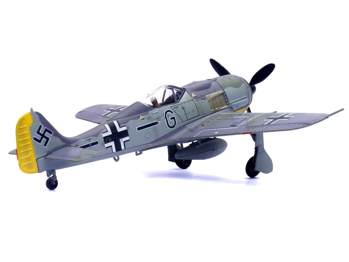 Focke-Wulf Fw 190A Aircraft "14-Victory Ace Hauptmann Wilhelm Gath Stab/JG 26 Schlageter France" (1942) German Luftwaffe 1/72 Diecast Model Airplane by Legion LuxuryLifeWay Online Store