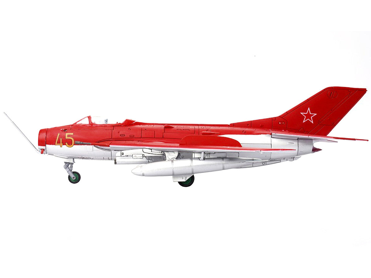Mikoyan-Gurevich MiG-19S Farmer C Fighter Aircraft "Yellow 45" "VVS Display Team Soviet Air Force Kubinka Air Base" (1960) "Wing" Series  1/72 Diecast Model by Panzerkampf LuxuryLifeWay Online Store