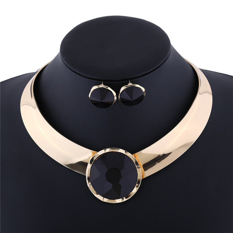 Jewel necklace earring set