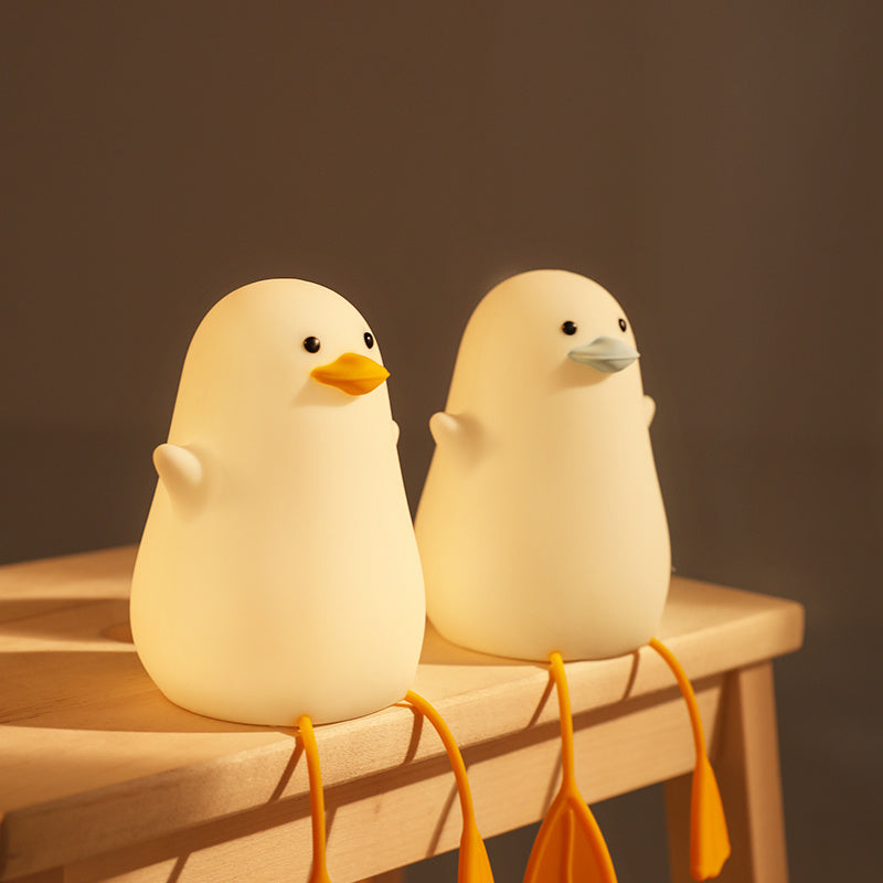 Rechargeable Gull Night Light - Creative Bedside Table Lamp, Cute Silicone Bird Desk Light, Gift for Her/Him LadyShow.Store