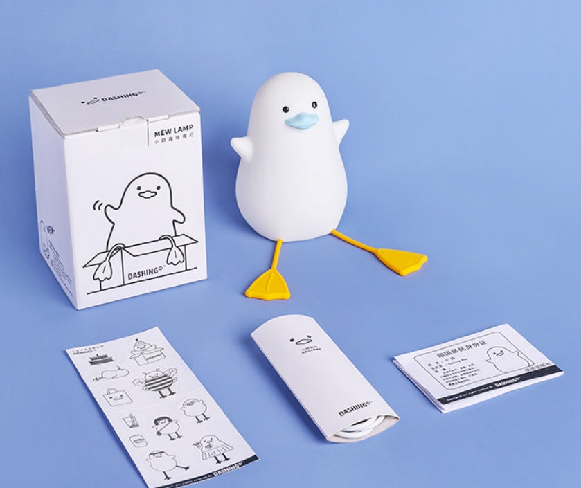Rechargeable Gull Night Light - Creative Bedside Table Lamp, Cute Silicone Bird Desk Light, Gift for Her/Him LadyShow.Store