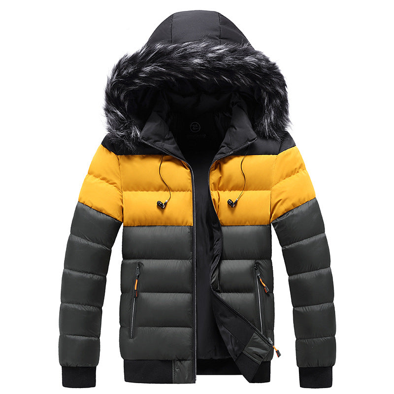 Trendy short padded coat with thick fur collar