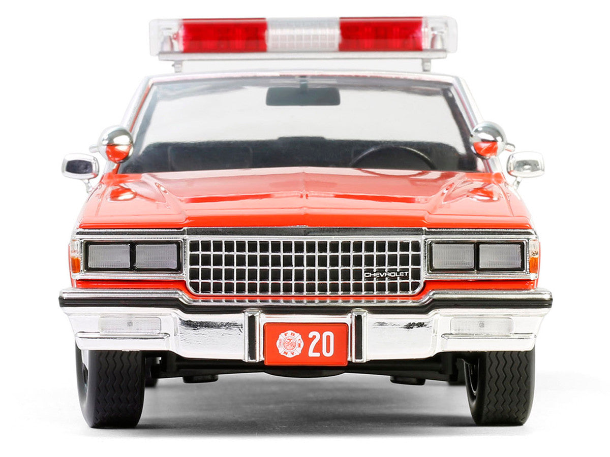 1987 Chevrolet Caprice 9C1 "FDNY (The Official Fire Department City of New York)" Red with White Top and Stripes "Artisan Collection" 1/18 Diecast Model Car by Greenlight LuxuryLifeWay Online Store