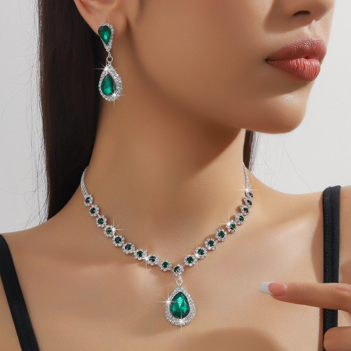 Diamond Necklace Earrings And Bracelet Three Piece Jewelry Set LuxuryLifeWay Online Store
