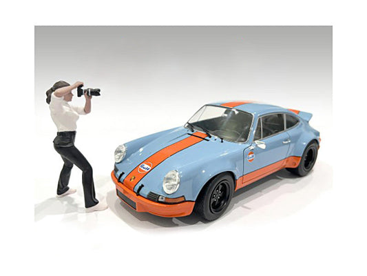"Photographers" Figure #2 for 1/24 Scale Models by American Diorama LuxuryLifeWay Online Store