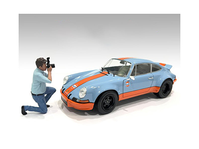 "Photographers" Figure #3 for 1/18 Scale Models by American Diorama LuxuryLifeWay Online Store