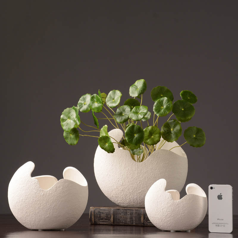 Stylish White Ceramic Vase PearlNestDecor.com