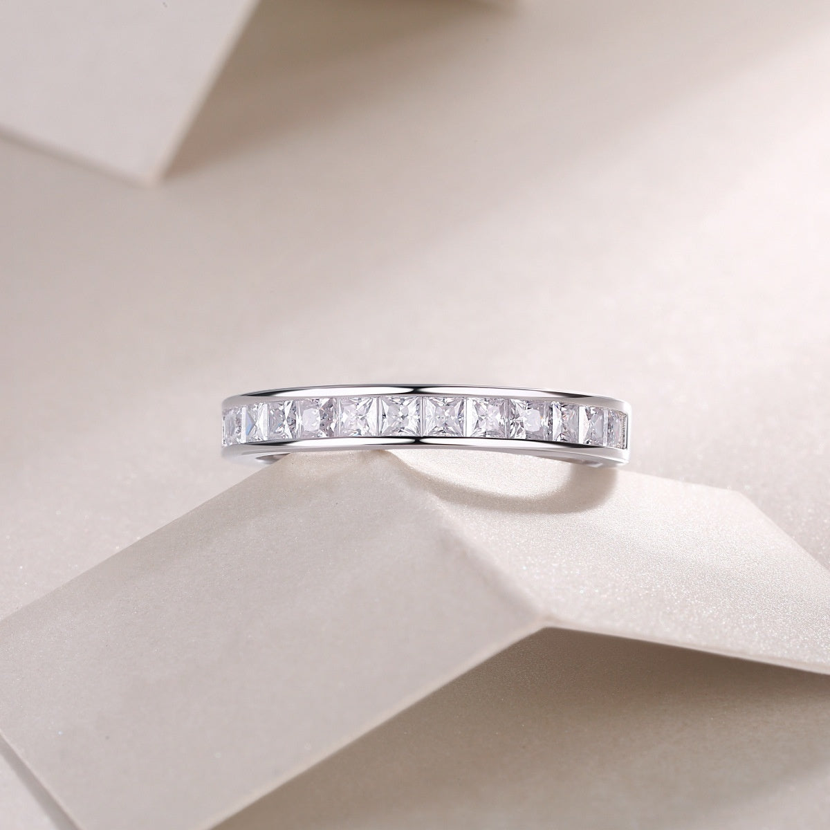 S925 Silver Moissanite Closed Ring LadyShow.Store