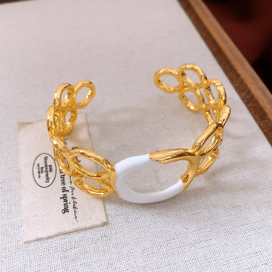 Hollow Bracelet Necklace And Earrings Suite LadyShow.Store