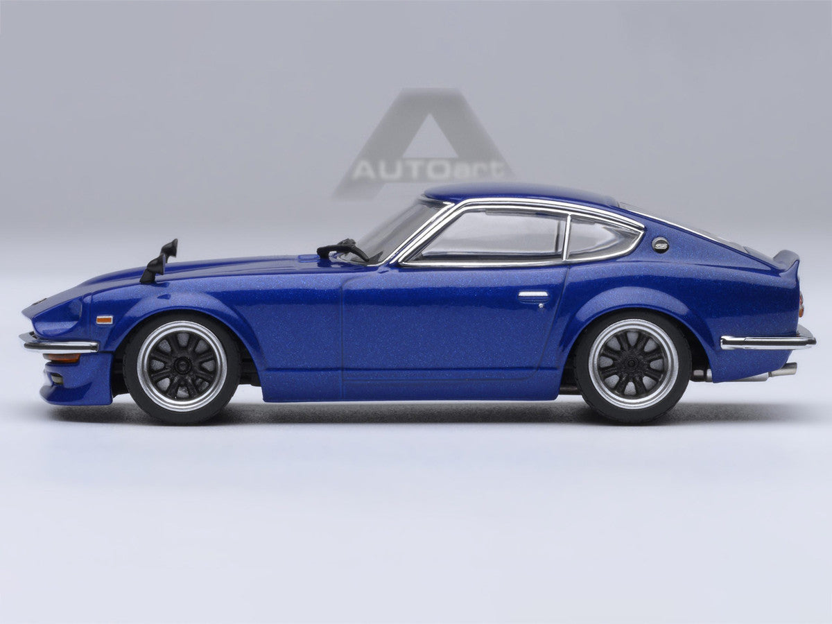 Nissan Fairlady Z RHD (Right Hand Drive) "Akuma No Z" Blue Metallic "Wangan Midnight - Comic #1 Version" Manga 1/64 Model Car by Autoart LuxuryLifeWay Online Store