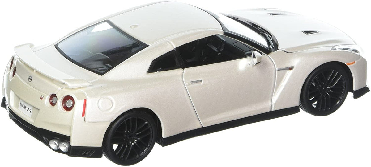 2017 Nissan GT-R R35 White 1/24 Diecast Model Car by Bburago LuxuryLifeWay Online Store