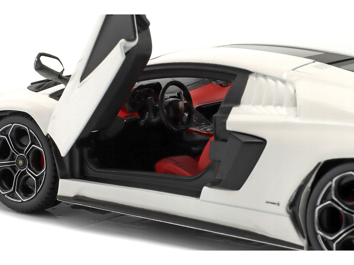 Lamborghini Countach LPI 800-4 White 1/24 Diecast Model Car by Bburago LuxuryLifeWay Online Store