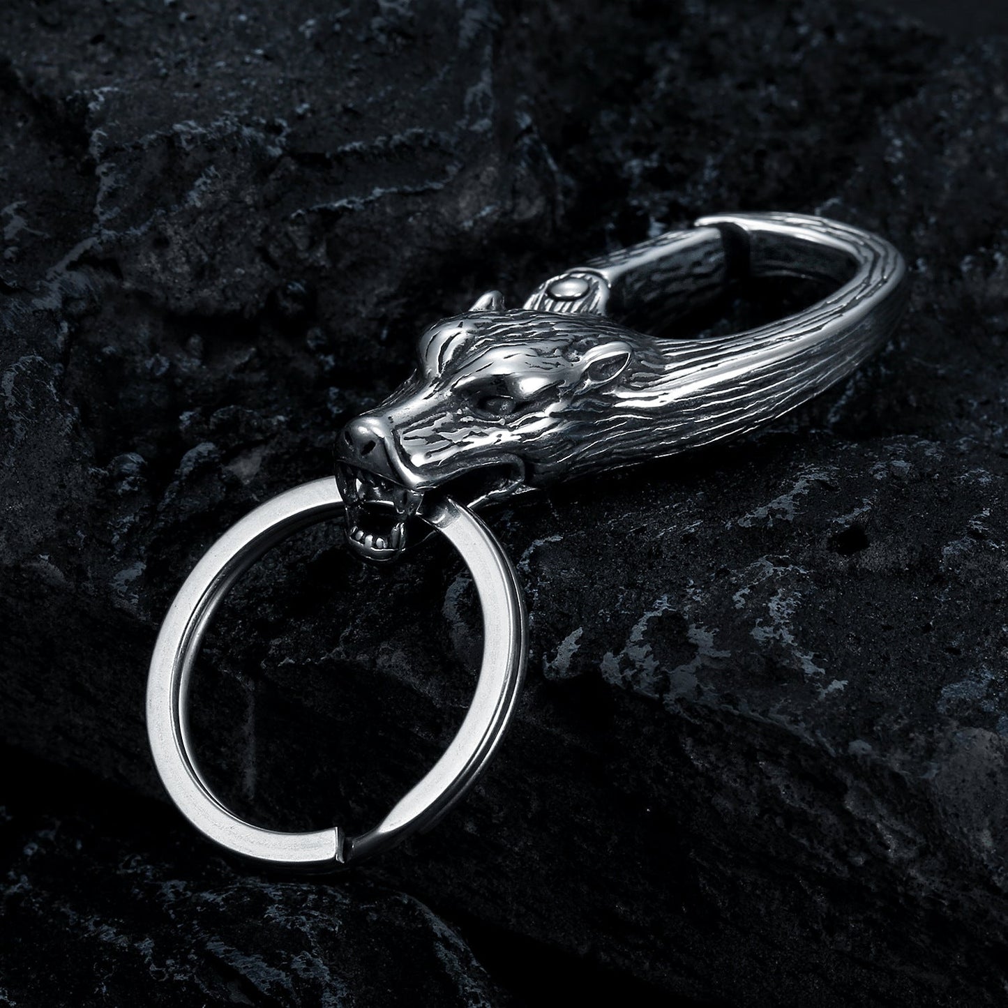 European And American Fashion Wolf Head Stainless Steel Keychain LadyShow.Store