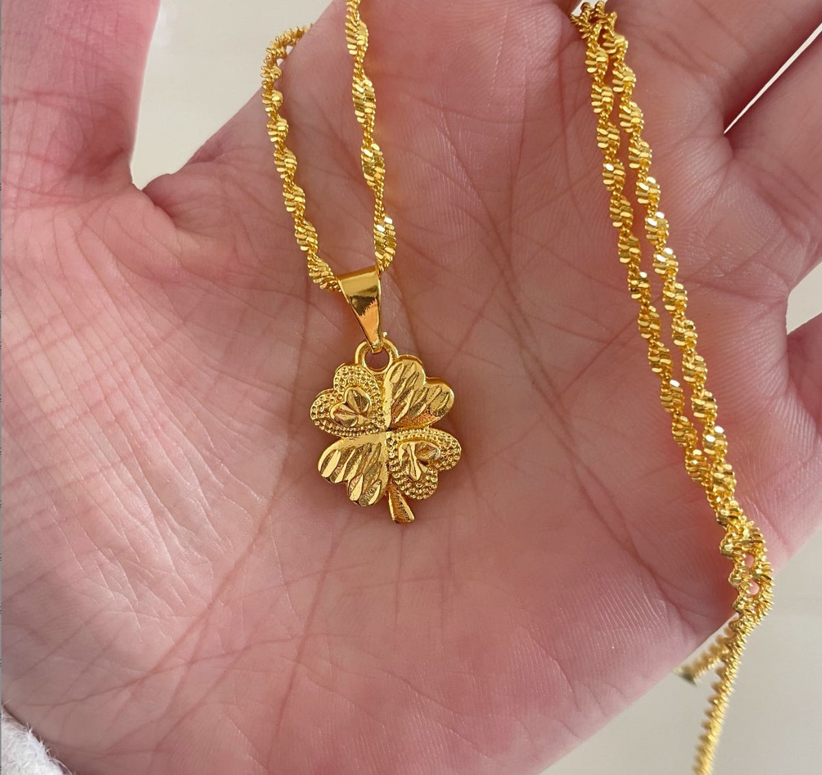 Gold-plated Brass Pendant Necklace For Women, Water Wave Textured Collarbone Chain LadyShow.Store