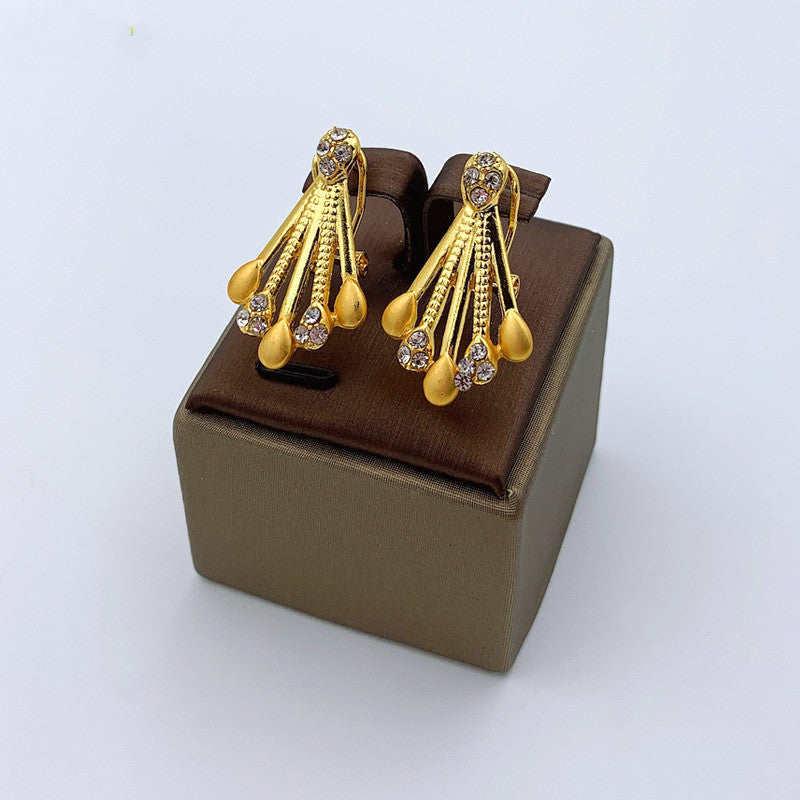 Four-piece earring set