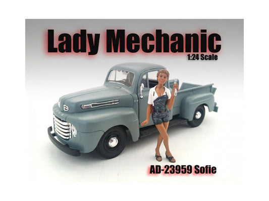 Lady Mechanic Sofie Figure For 1:24 Scale Models by American Diorama LuxuryLifeWay Online Store