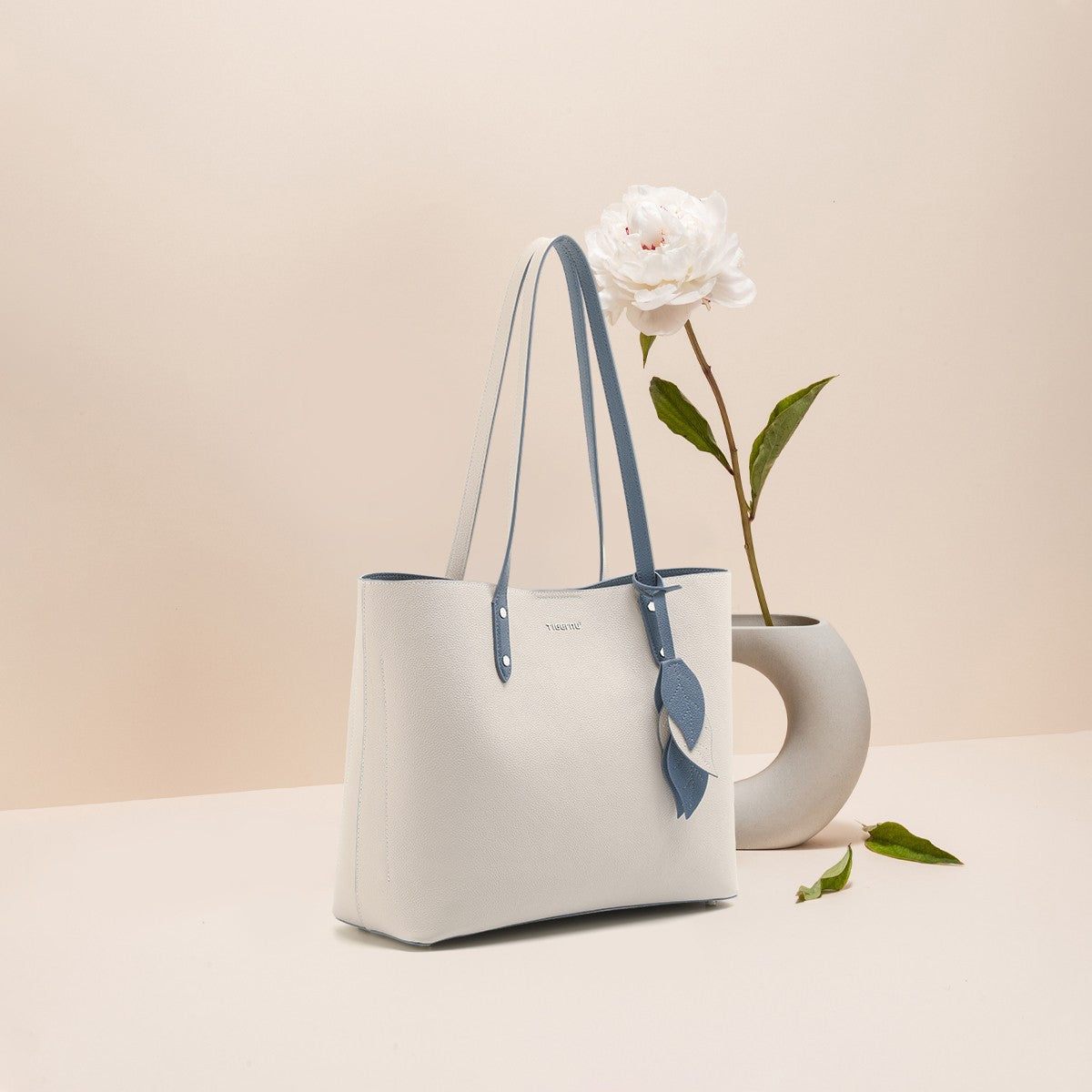 Fashion Women's Large Capacity Handbag LadyShow.Store